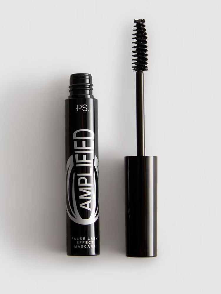 Amplified – Tuuheuttava ripsiväri